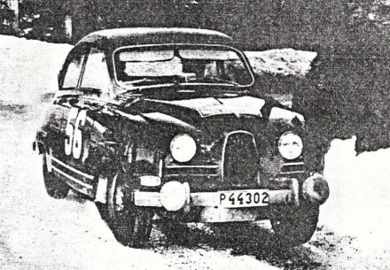 Pat Moss Carlsson i Ursula Wirth – Saab 96.