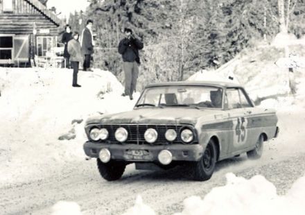Bjarne Lundberg i Bertil Rehnfelt – Ford Falcon Sprint Futura.