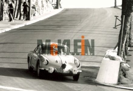 Jacques Cheinisse i Bernard Trammont – Alpine Renault A 108.
