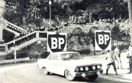 Bo Ljungfeldt i Fergus Sager – Ford Falcon Sprint Futura.