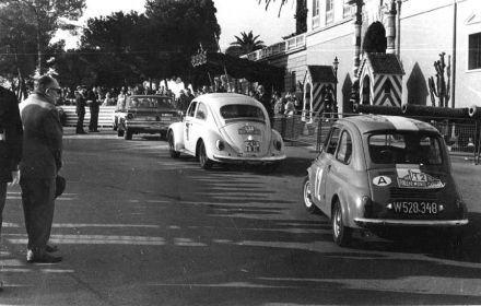 Nr.12. Walter Röser i Gerhard Tusch – Steyr Puch 700 TR.