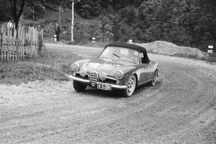 Alfa Romeo spider