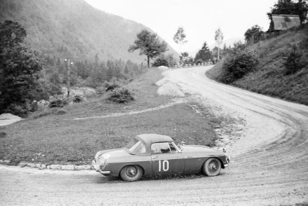 Fischer – MG MGB.