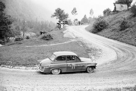 Loidl – Škoda Octavia.