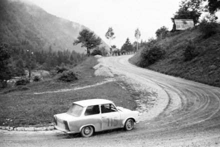 Landgraf i Georgie – Trabant 601.