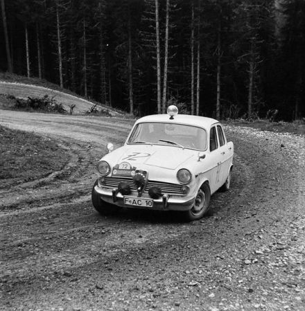 Müllers i Bunte – Alfa Romeo.