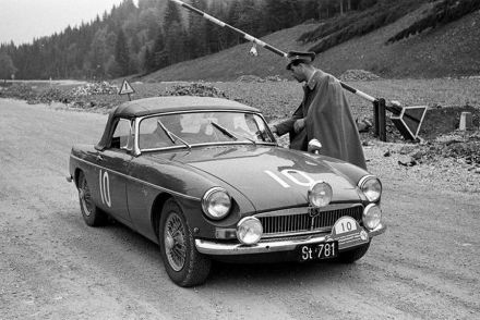 Fischer – MG MGB.