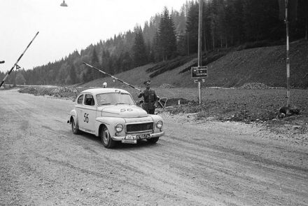 Kastenhofer – Volvo PV 544.