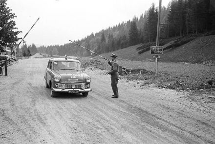 Kosak i Matzik – Moskwicz 403.