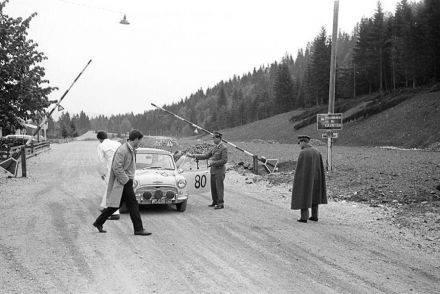 Walter Pöltinger i Ernst Merinsky – Morris Mini Cooper.