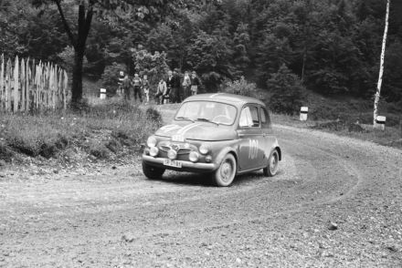 Hollos i Kondorasi – Steyr Puch 650 TR.