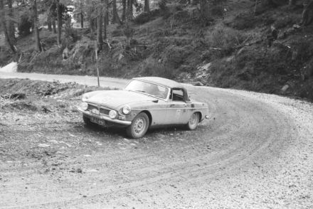 Schindler i Naber – MG MGB.