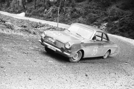 Springer – Ford Taunus coupe.