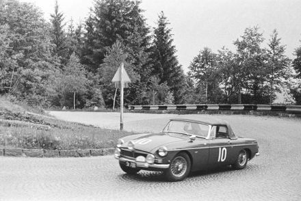 Fischer – MG MGB.