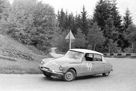 Citroen DS19.