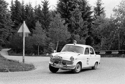 Müllers i Bunte – Alfa Romeo.