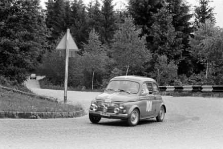 Hollos i Kondorasi – Steyr Puch 650 TR.