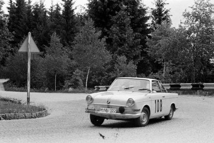 Zirkel i Zirkel – BMW 700.