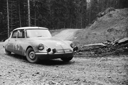 Ogier i Pointet – Citroen DS 19.