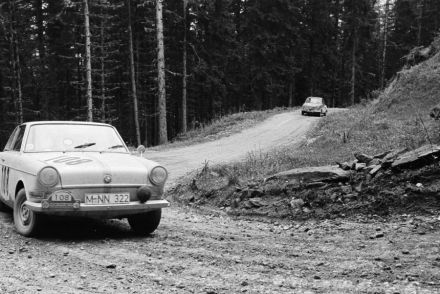 Zirkel i Zirkel – BMW 700.