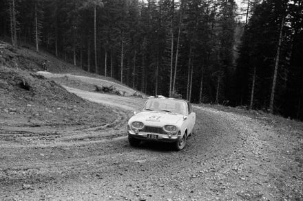 Lipnik – Ford Taunus.