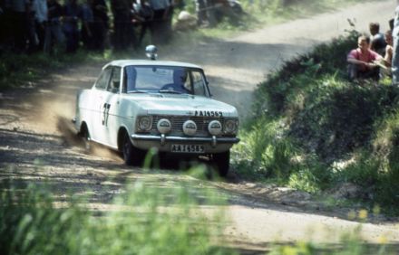Ove Eriksson i Stig Rosendal – Opel Kadett.