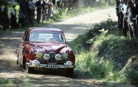 Kjel Persson i Britta Persson – Saab 96 Sport.