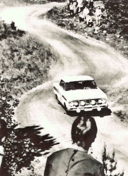 B.Ljungfeldt i Fergus Sager – Ford Falcon Sprint.