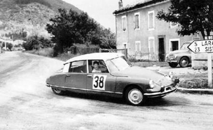 Citroen DS 19