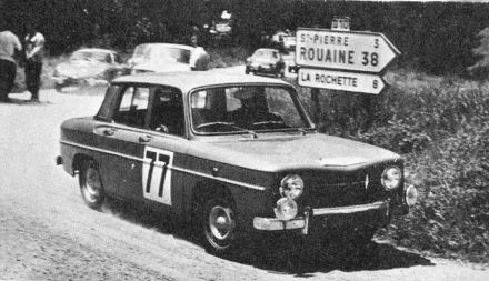 Renault R8.