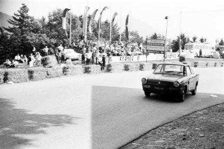BMW 700.