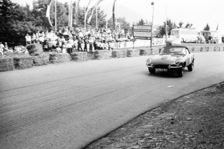 Jaguar E