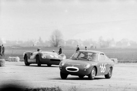Nr.66. Theo Hofer – Fiat Abarth 1000 Bialbero, nr.55.  Harry Zweifel - Lotus 19 Maserati.