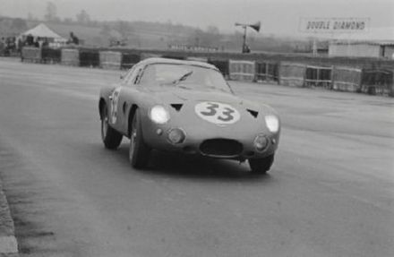 Mike Salomon – Aston Martin DP 214.