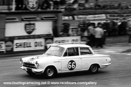 Jack Sears – Ford Lotus Cortina.