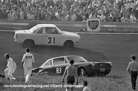 Nr.83. Jan Johansson – Fiat 2300 S coupe, nr.31.Åke Persson – BMW 700 CS.