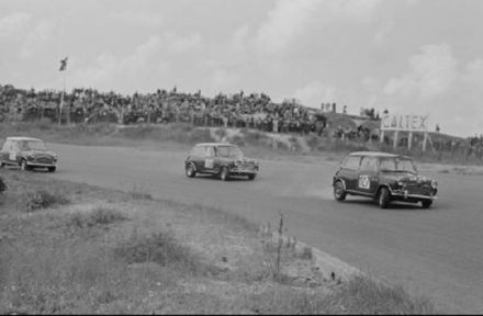 Nr.107.John Handley – Austin Mini Cooper S.