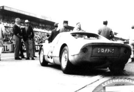 Edgar Barth i Herbert Linge - Porsche 904/8.