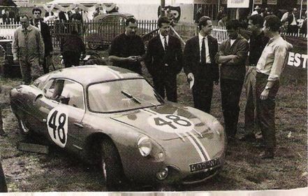 Robert Bouharde i Michel de Bourbon Parme - René Bonnet Aérodjet Renault.