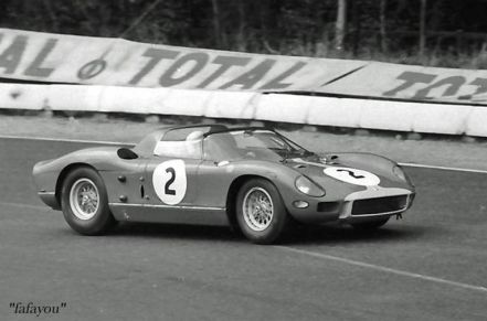 Graham Hill i Jo Bonnier - Ferrari 330 P.
