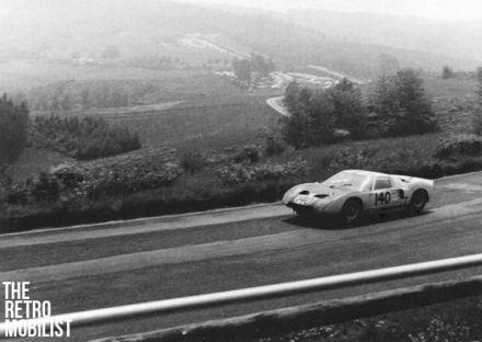 Phil Hill i Bruce McLaren – Ford GT40.