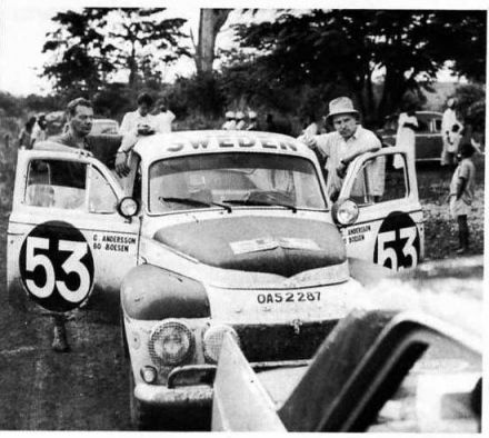 C. Andersson i Bo Boesen na samochodzie Volvo PV 544.