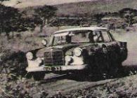 Lead i Cardwell na samochodzie Mercedes Benz 300SE.