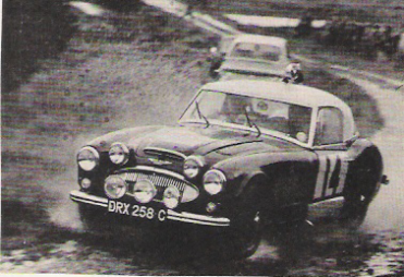 Don Morley i Earle Morley na samochodzie Austin Healey 3000.