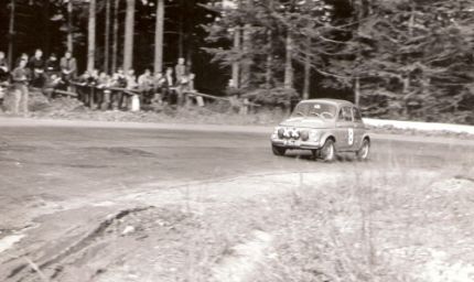 Ryszard Nowicki i Zenon Leszczuk na samochodzie Steyr Puch.