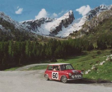 Paddy Hopkirk i Henry Liddon na samochodzie BMC Mini Cooper S.