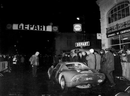 Eugen Bohringer i Rolf Wutherich – Porsche 904 GTS.