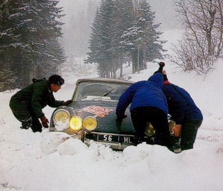 Jean Perrat i Georges Thomas – Citroen DS 21.