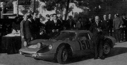 Eugen Böhringer i Rolf Wütherich na samochodzie Porsche 904 GTS.