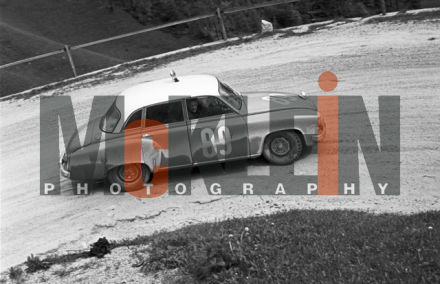 Kurt Rudiger i Gunter Gries – Wartburg 1000. 